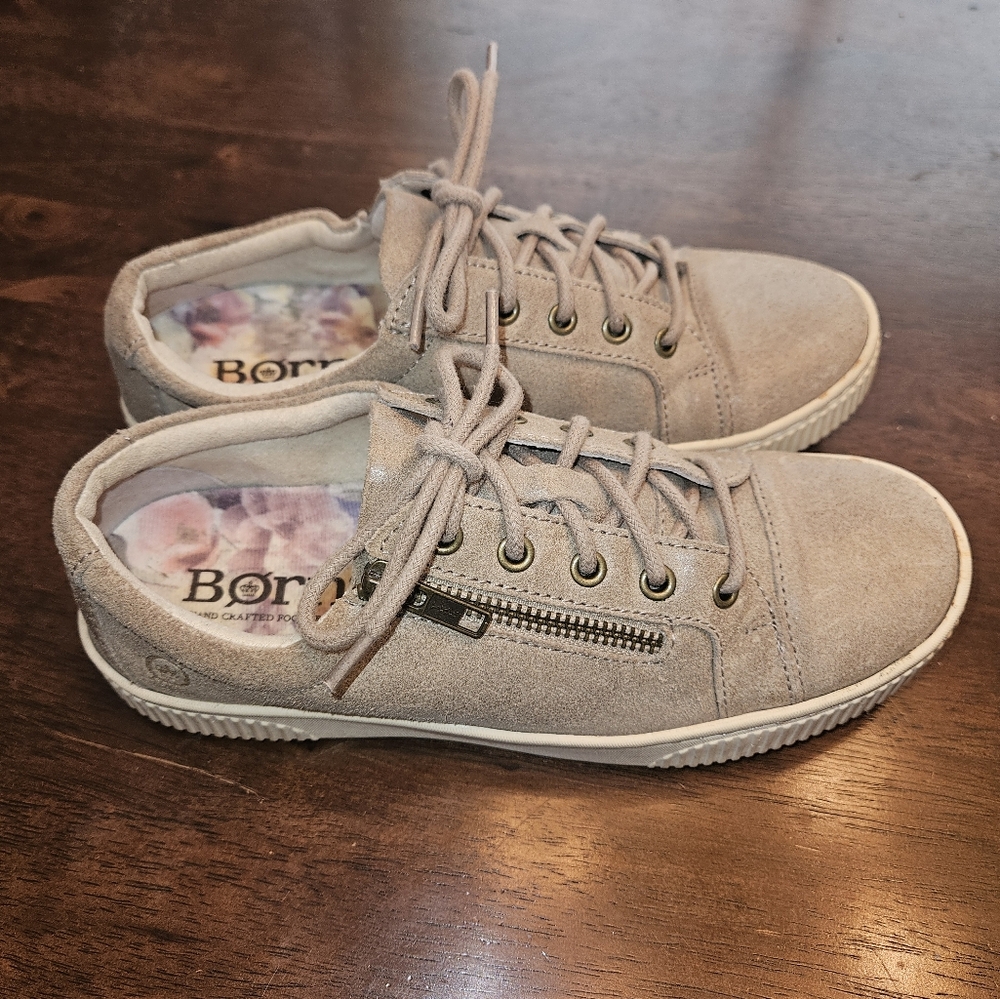 Born Women's Sneakers in Light Tan